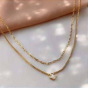 COLAR DUPLO DELICADO MINI TREVO MADREPÉROLA DOURADO AÇO 316L⭐️