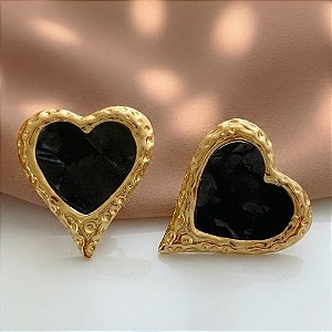 BRINCO CORAÇÃO BORDA TEXTURIZADA MADREPÉROLA DOURADO AÇO 316L⭐️