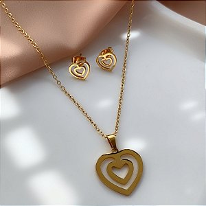 COLAR KIT CORAÇÃO DUPLO VAZADO DOURADO AÇO 316L⭐️