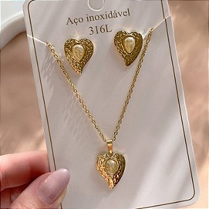 CONJUNTO COLAR E BRINCO CORAÇÃO COM PEDRA PEROLADA DOURADO AÇO 316L⭐️