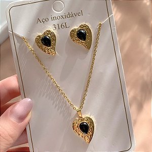 CONJUNTO COLAR E BRINCO CORAÇÃO COM PEDRA PEROLADA DOURADO AÇO 316L⭐️