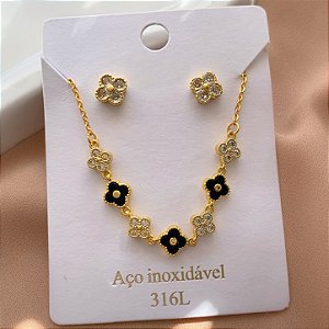 CONJUNTO COLAR E BRINCO TREVOS RESINADOS E ZIRCÔNIAS DOURADO AÇO 316L⭐️