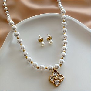 CONJUNTO BRINCO E COLAR PÉROLAS PINGENTE FLOR DOURADO AÇO 316L PREMIUM⭐️