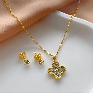 CONJUNTO COLAR E BRINCO FLOR TREVO MINI ZIRCÔNIAS DOURADO AÇO 316L⭐️