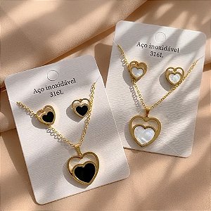 CONJUNTO COLAR E BRINCO CORAÇÃO DUPLO MADREPÉROLA COLOR DOURADO AÇO 316L⭐️