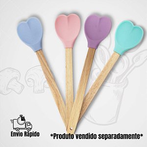 Espátula de Silicone Decorada em Coração C/ Cabo de Bambu