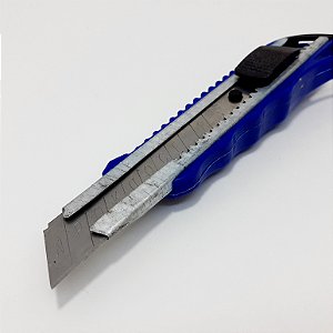 Estilete De Metal Com Corpo De Plástico E Trava 18mm Com 1 Lâmina 0,5mm Azul - Top Rio