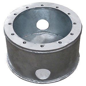 Shallow Base rasa de 8,5" x 5" de profundidade, aço galvanizado, ilhós de 1" a 0° e 180° com cinta de aterramento, furo de drenagem de 2"