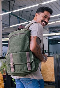 Mochila De Lona Grande Masculina Feminina Com Compartimento para Notebook Verde A018