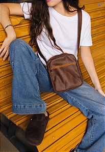 Shoulder Bag Bolsa Transversal Pequena Caramelo L084