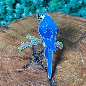ARGANEL/PRENDEDOR DE LENÇO ARARA AZUL NO GALHO