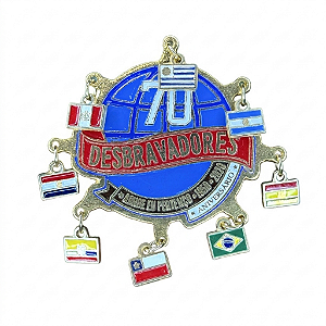 ARGANEL/PRENDEDOR DE LENÇO 70 ANOS DESBRAVVADORES COM TODAS AS BANDEIRINHAS