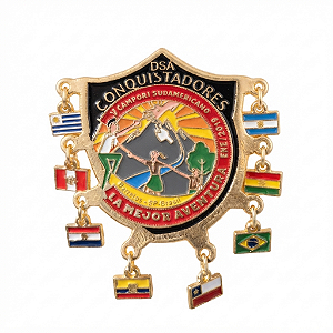 ARGANEL/PRENDEDOR DE LENÇO DSA CONQUISTADORES C/ BANDEIRINHAS