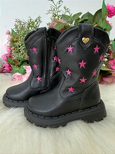Bota Nilqi Manu Preta Estrela Pink Modelo 2