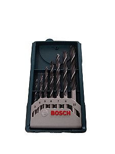 Estojo com 7 brocas para madeira Bosch.