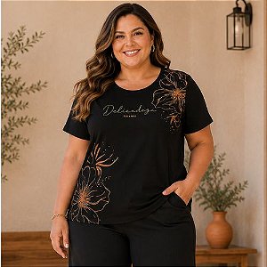 Blusa Feminina Plus Size em Viscose com Estampa Floral e Gola Redonda Cereja Rosa
