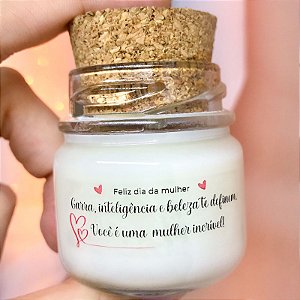 Mini Vela Aromática Lembrancinha Dia da Mulher + Saquinho Organza