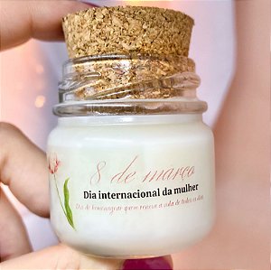 Mini Vela Aromática Lembrancinha Dia da Mulher + Saquinho Organza