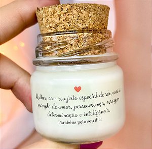 Mini Vela Aromática Lembrancinha Dia da Mulher + Saquinho Organza