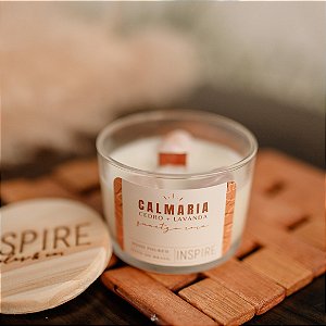 Vela Intenções Calmaria com quartzo rosa - Cedro e Lavanda Francesa