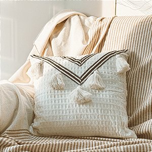 Capa de almofada 45x45 crua e preta com franja crua