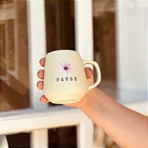 Pause • Caneca afetiva