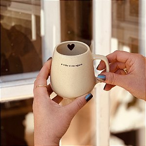A vida é no agora • Caneca afetiva