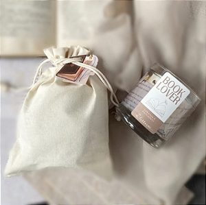 BookLover - Vela luminária com trechos