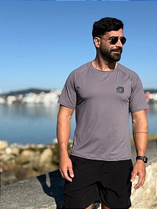 Camiseta Raglan Masculina Chumbo