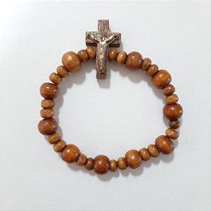 PULSEIRA MADEIRA CRISTO MARROM CLARO