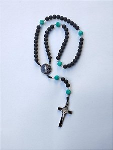 TERÇO PERSONALIZADO EMBORRACHADO PRETO 8MM PN FRAMBOESA SB