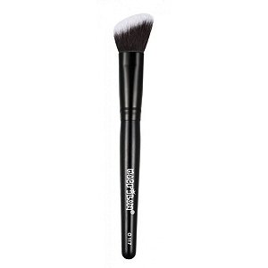 Pincel Profissional Kabuki Ângular O-117 Linha Ônix Macrilan