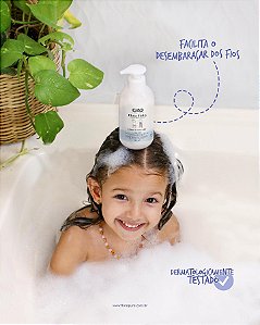 Flora baby Shampoo 2 x 1 cabelos e corpo 300ml