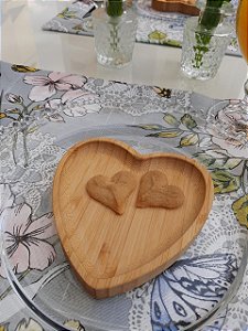 Mini prato coração (bambu)