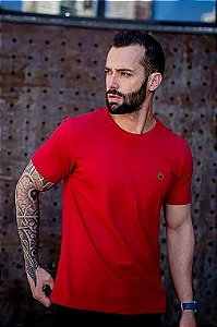 CAMISETA BASICA VERMELHA