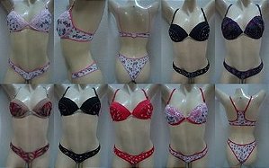 lote de calcinha e sutiã com bojo 50 unidades cores e tamanhos variados