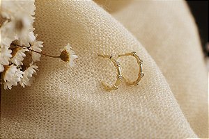 BRINCO FOLHEADO A OURO 18K ARGOLA COM ZIRCÔNIA