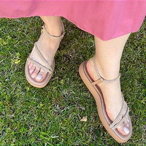 - Sandália Flat Pisagua Confortável Brilho