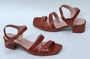 Sandália couro canela ,salto 3 ctms