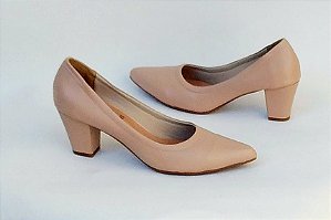 Modelo LORENA, Scarpin Fechado Couro nude