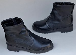 Bota Curta Couro preto