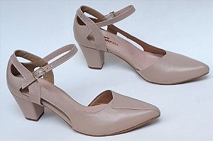Chanel couro nude