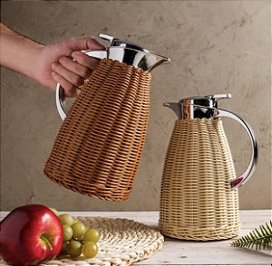 Garrafa Térmica Aço Inox com Rattan Sintético
