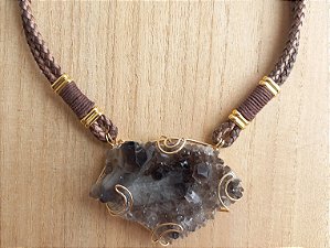 Colar curto dois cordões de quartzo fumê