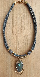 Colar curto dois cordões com labradorita