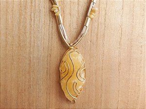 Colar regulável de calcita amarela