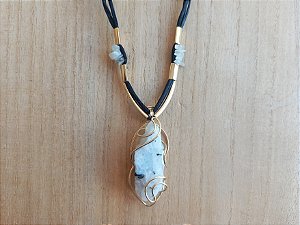 Colar regulável de pedra da lua