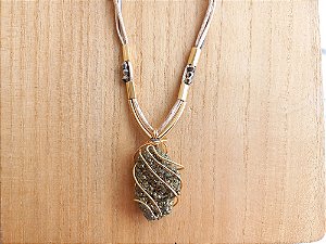 Colar regulável de pirita