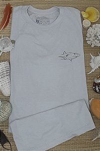 Camiseta 100% algodão Tubarão cinza