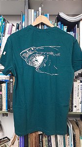 Camiseta 100% algodão Tubarão Branco Verde PETRÓLEO